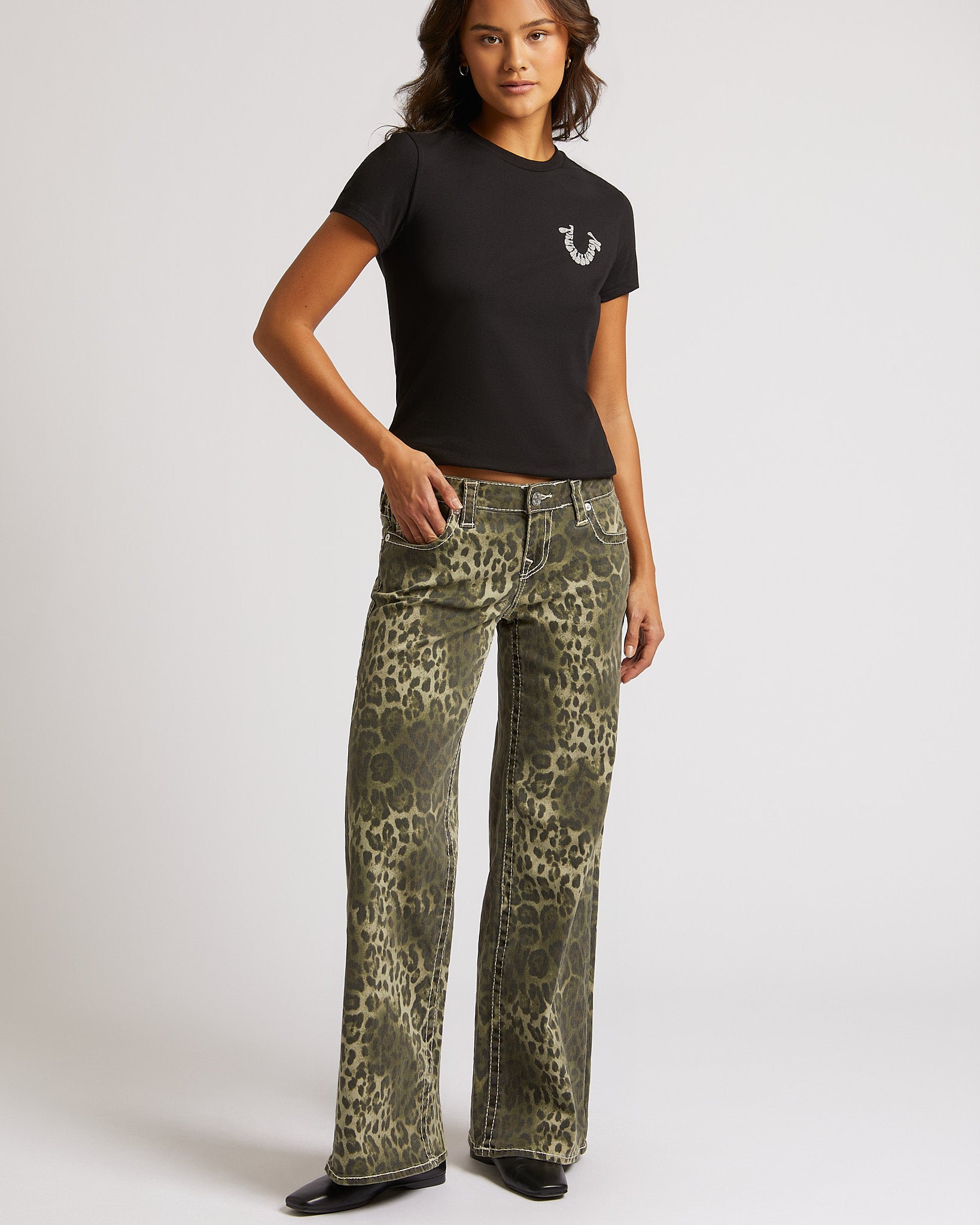 BOBBI LOW RISE BAGGY BIG T - LEOPARD CAMO