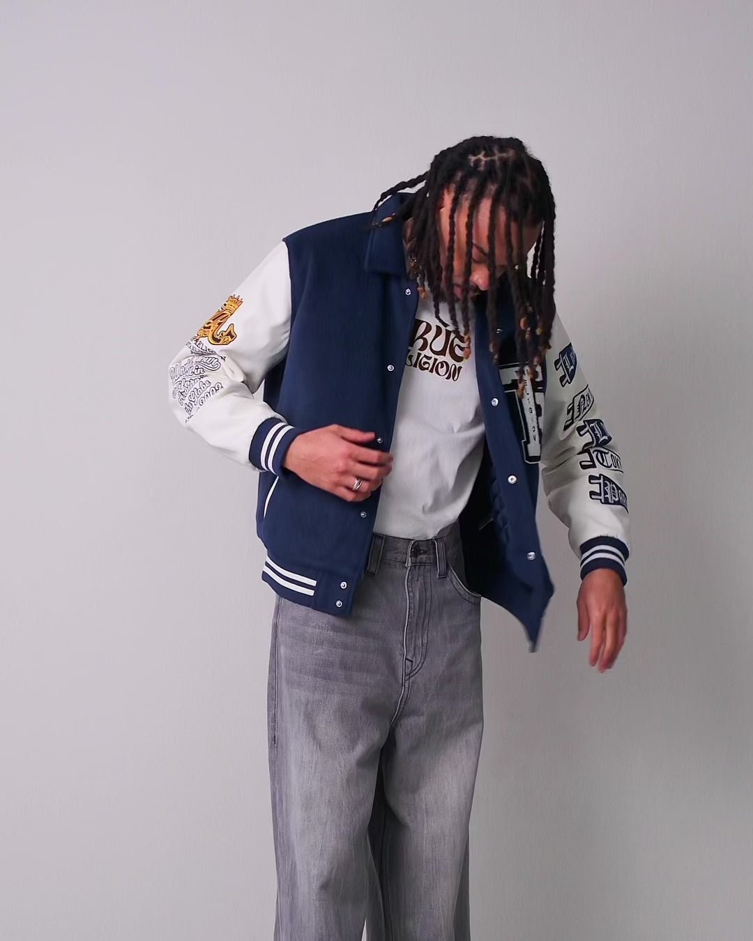 TR CREST WOOL VARSITY JACKET - MIDNIGHT BLUE – True Religion
